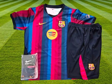 Dres lamine yamal fc barcelona 26/27, nike,134 / 140 / 146 / 152 / 158