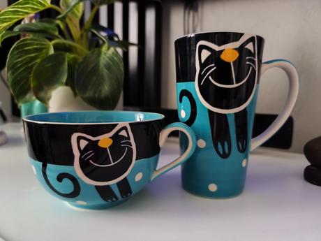 Súprava šálka a miska s uskom,