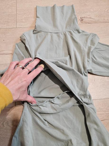 Rolák na dojčenie kojo, 