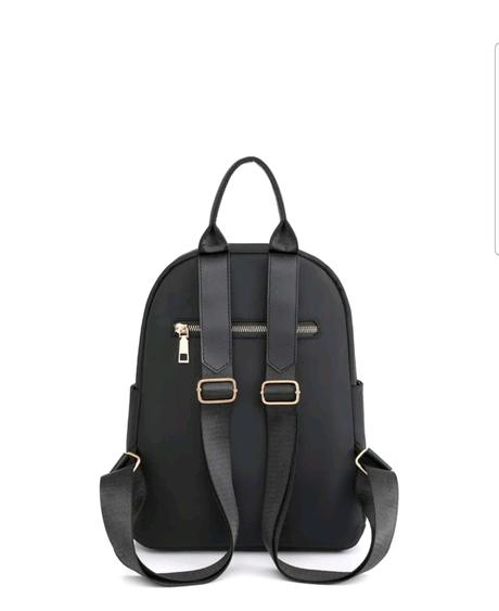 Ruksak krásne detaily poštovné zdarma, 