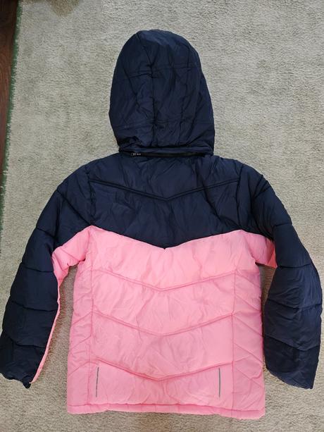 Kvalitná lyžiarska bunda, lewro,140