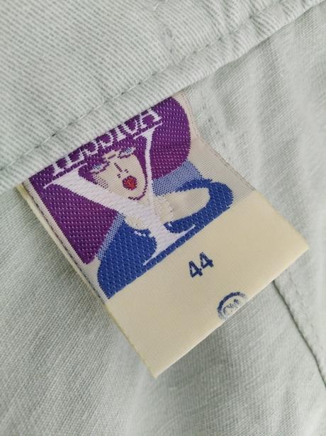 Kraťasy - veľ.44, yessica,44