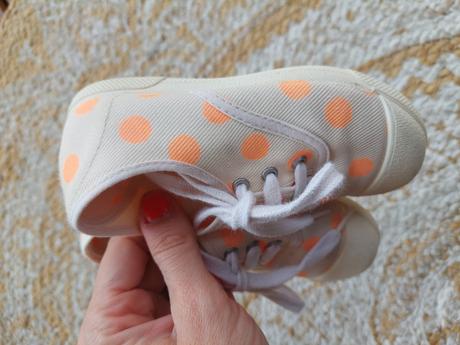 Bodkovane tenisky, zara,25