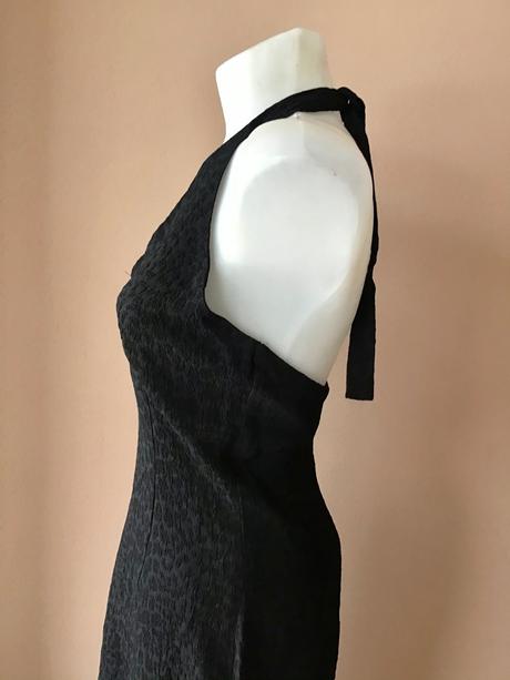 Čierne štrukturované pružne /65, wallis,m