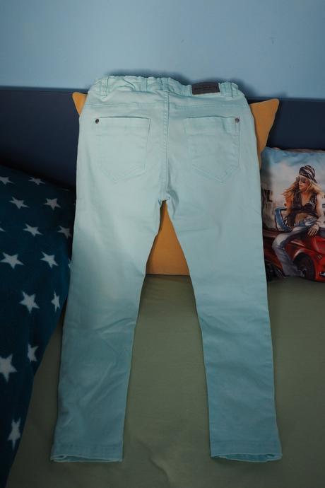 Dievčenské nohavice, 152