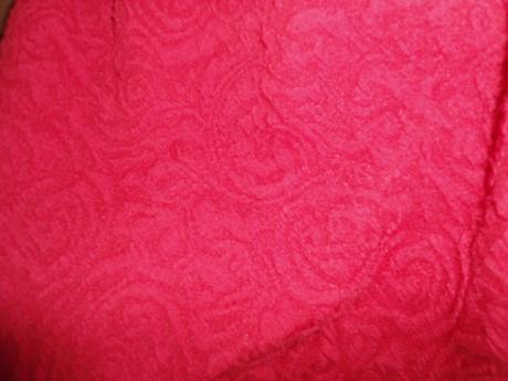 Hrubsie cervene saty, stradivarius,m