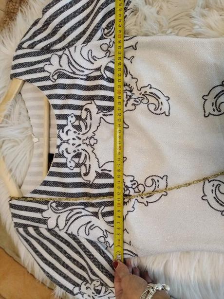 Spolocenske saty, 34