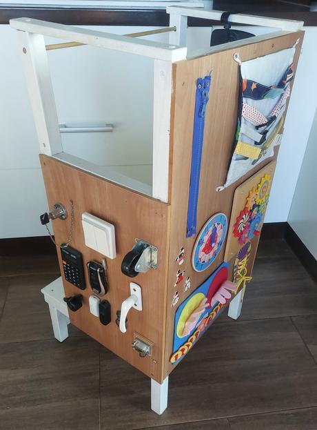 Uciaca veza a montessori tabula v 2v1,