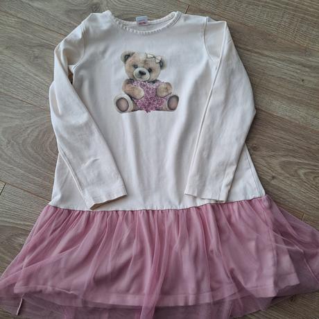 Dievčenské šaty, 122