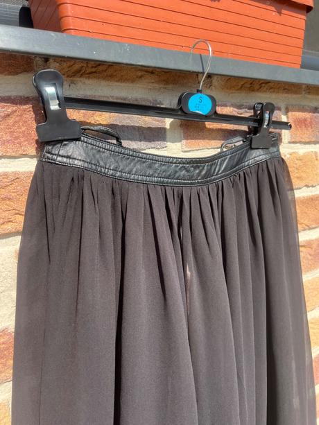 Dlhá priehľadná sukňa forever 21, m