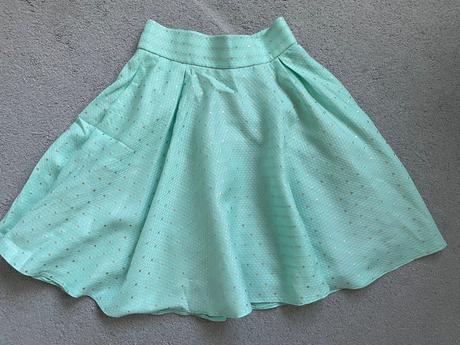 Elegantna matova sukna, orsay,s