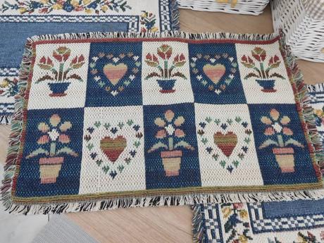 Podložky-obrúsky na stol, 