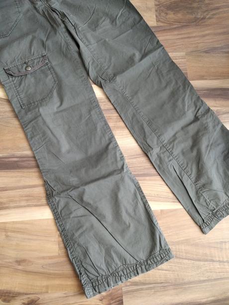 Športové nohavice, 38