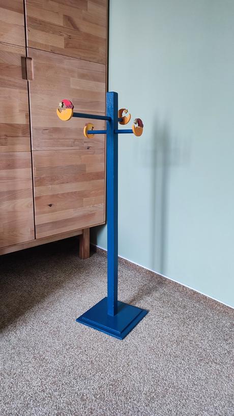 Vešiak na oblečenie, 