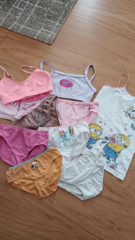 Balík 7 nohavičiek,1 tielko,2 lambády, h&m,146