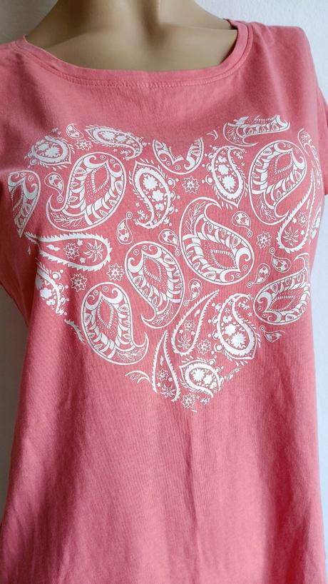 Tričko so srdiečkom, xl