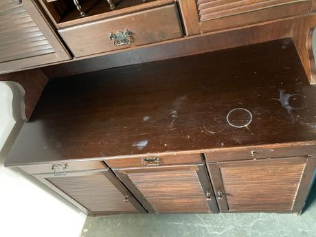 Starožitný pribornik/ kredenc, 