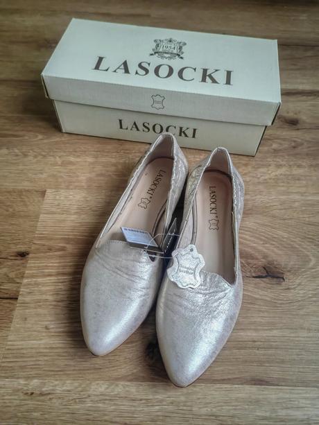 Zlaté mokasiny, lasocki,38