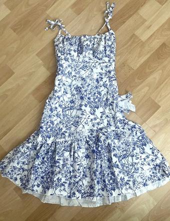 Nenosené kvetované šaty, xs