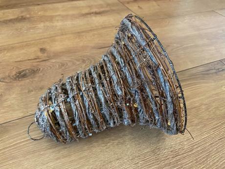 Prútený vianočný zvonček, 