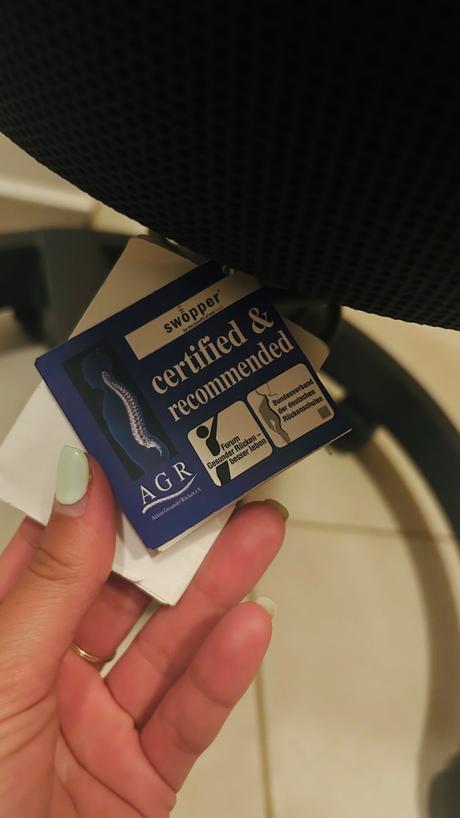 Ergonomicka stolicka aeris swopper,