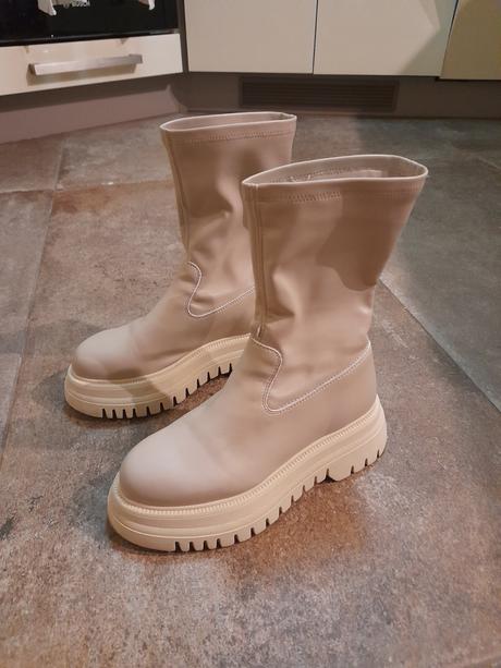 Kozene cizmy, baťa,35