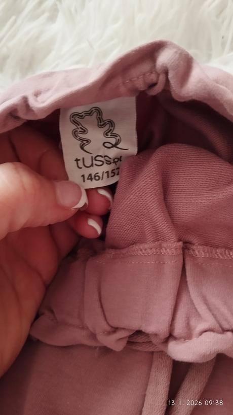 Štýlové tepláky, 146