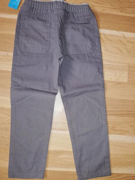 Nohavice tenšie, pepco,104