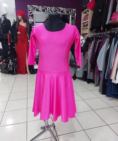 Šaty tanečné, 134