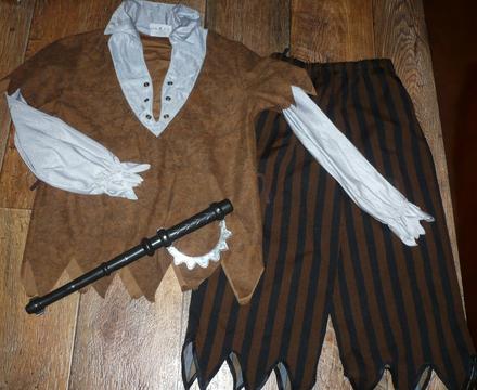 Kostým zbojník + šabla, 