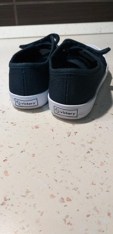 Prezuvky, victory,29