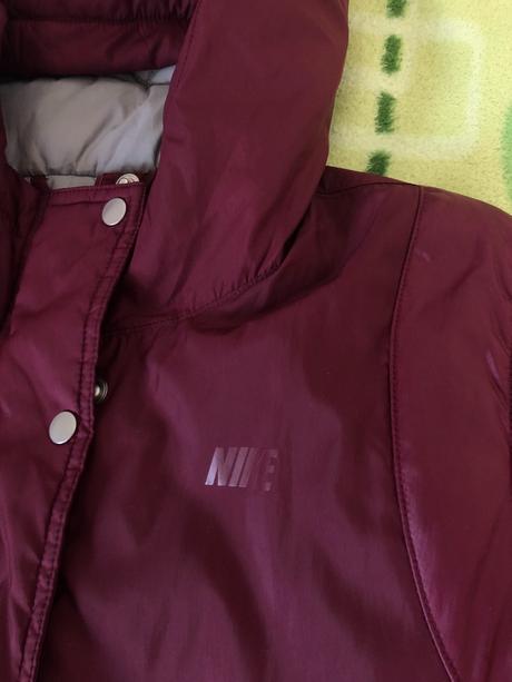 Nike originals predlžená bordová dámska bunda, nike,s