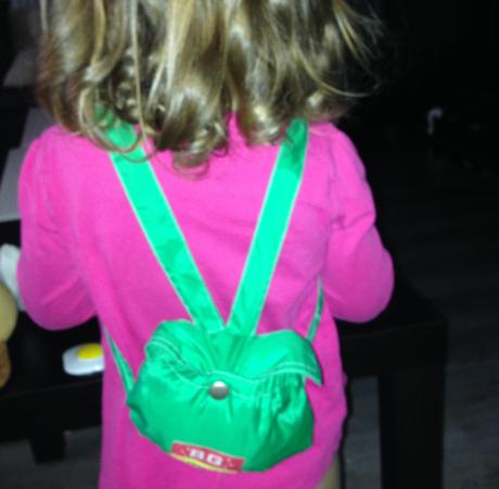 Šikovná bundicka dá sa zložit do ruksacika, 86