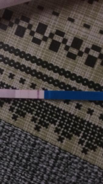 Slaba čiarka po 10. dňoch meškania menzesu