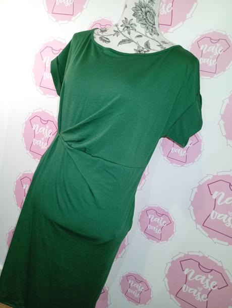 Nové šaty a vreckami, l