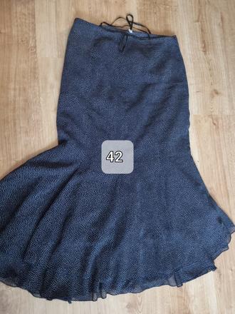 Letná sukňa, 42