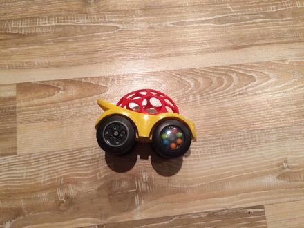 Auticko hrkalka o ball, 