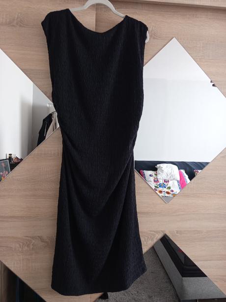 Vrúbkované dlhšie šaty, h&m,xl