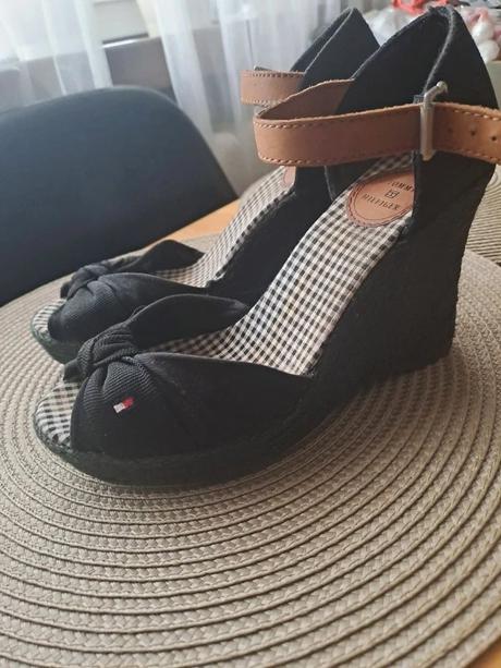 Sandále tommy hilfiger č.36, tommy hilfiger,36