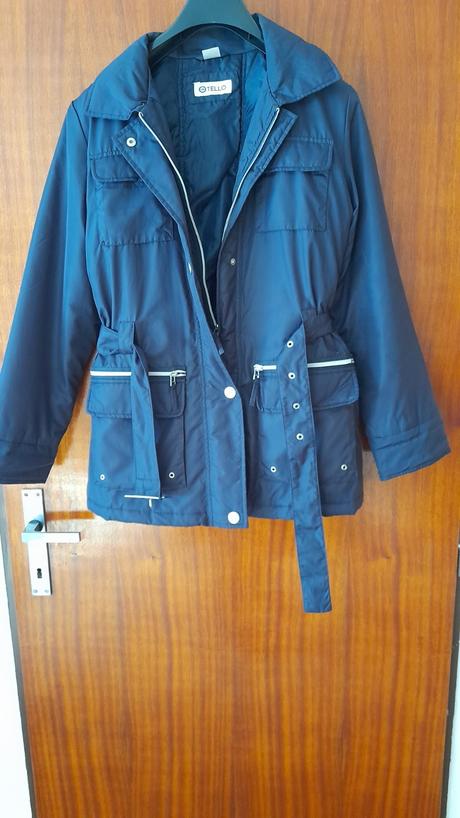 Dlhšia prechodna bunda, 42