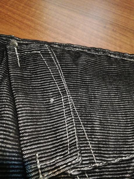 Menšestové nohavice, 122