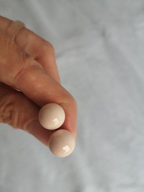 Ružové náušnice, 