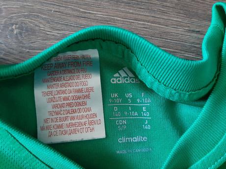 2 funkčne trička, adidas,140