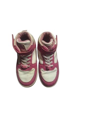 Dievčenské tenisky, 29