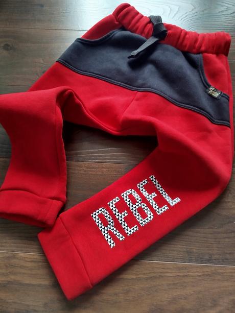 Tepláky 1x oblečené, rebel kids,104