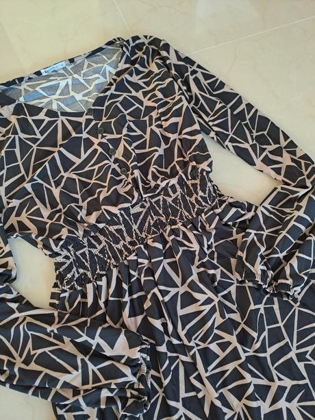 Moderné šaty, gate,40