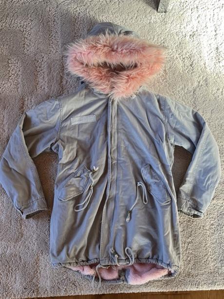 Latkova hruba bunda, glo-story,s