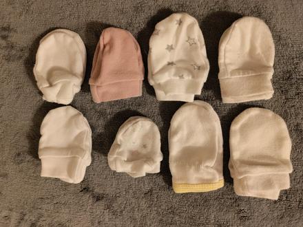 Rukavičky pre bábätko, 56