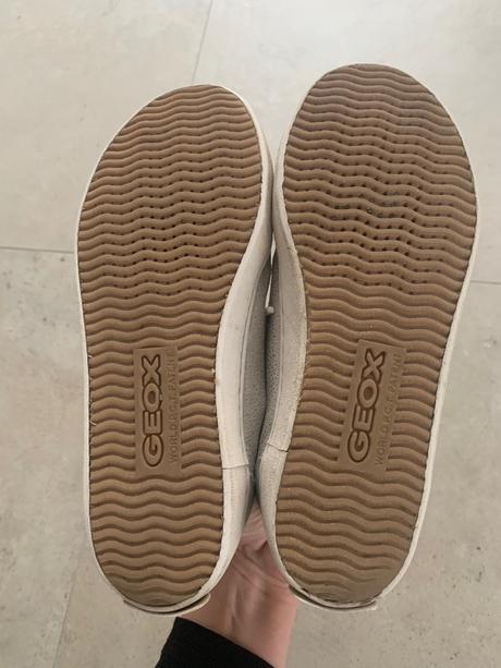 Krasne znackove tenisky, geox,34