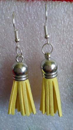 Strapcové náušnice,